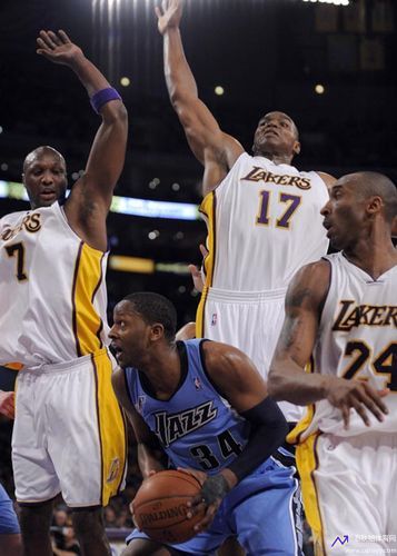 2010nba季后赛(2010NBA季后赛湖人VS爵士)